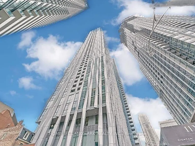1 Yorkville Ave #2409 — Photo 1
