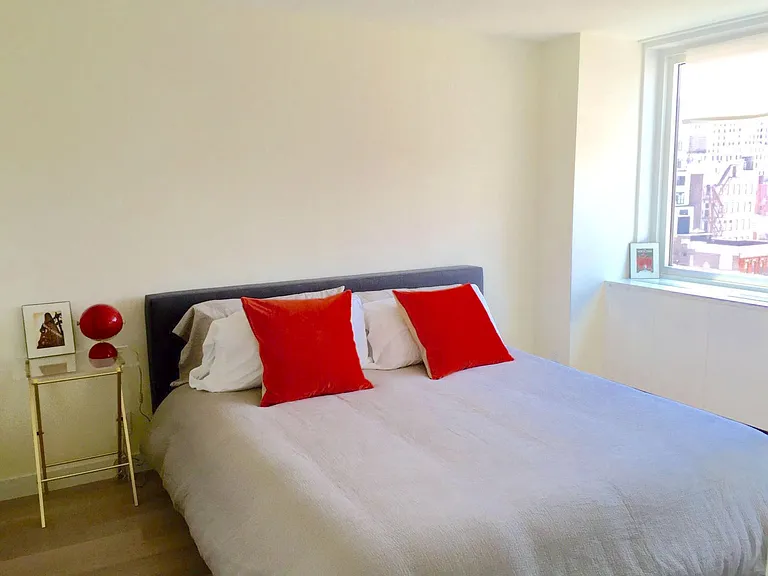 301 W 53rd St #11D — Photo 5