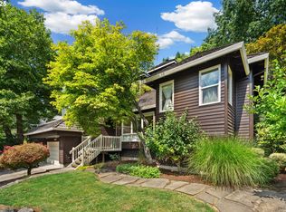 6827 SW Windemere Loop, Portland, OR 97225