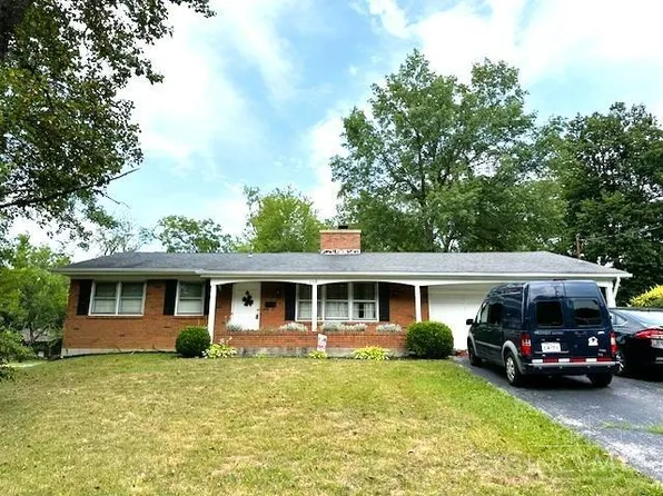 112 Greystone Dr, Hillsboro, OH 45133