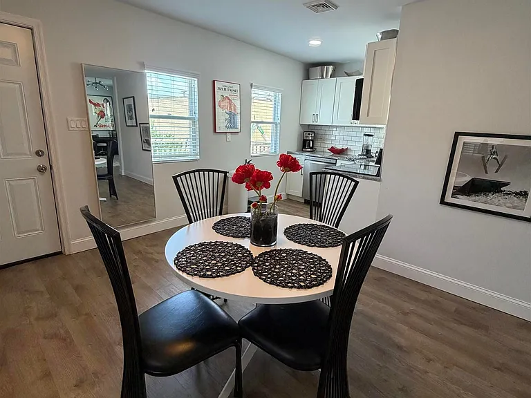 9313 Ventnor Ave — Photo 6