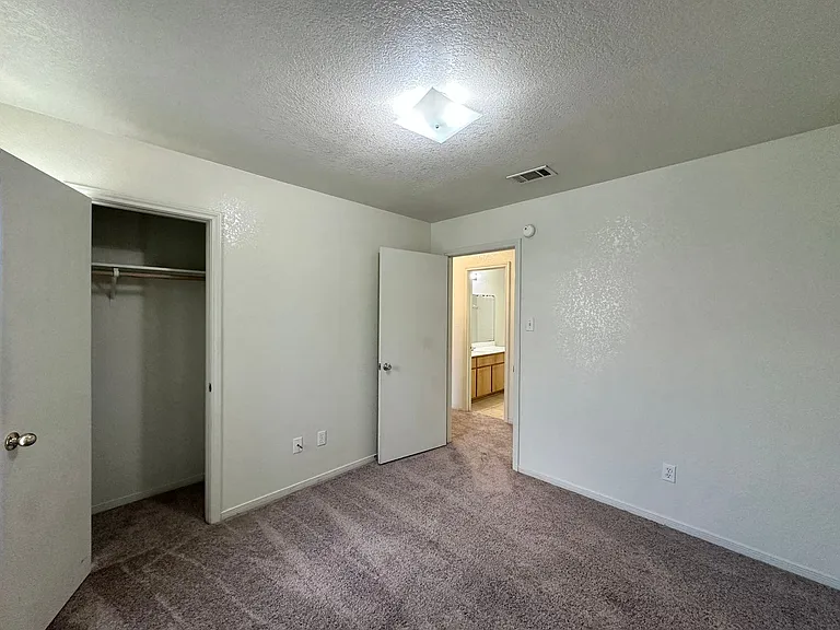 2207 Indian Trl — Photo 19