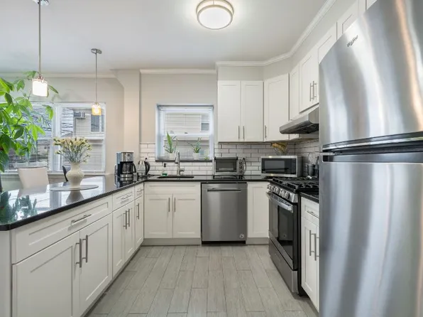 226-10 147th Avenue image 10 of 35