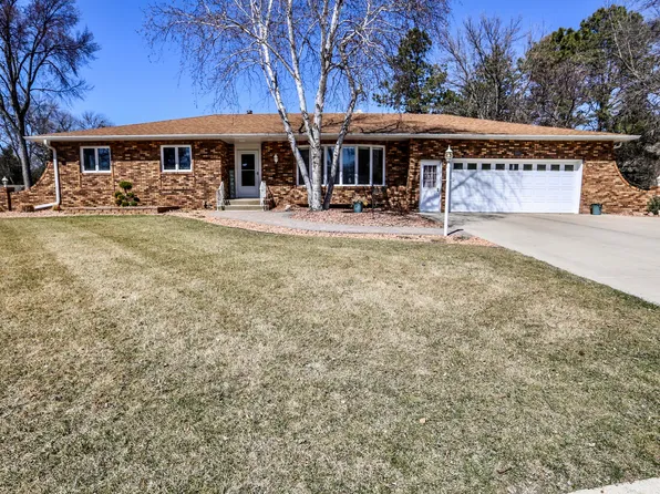 1605 N Jay St, Aberdeen, SD 57401