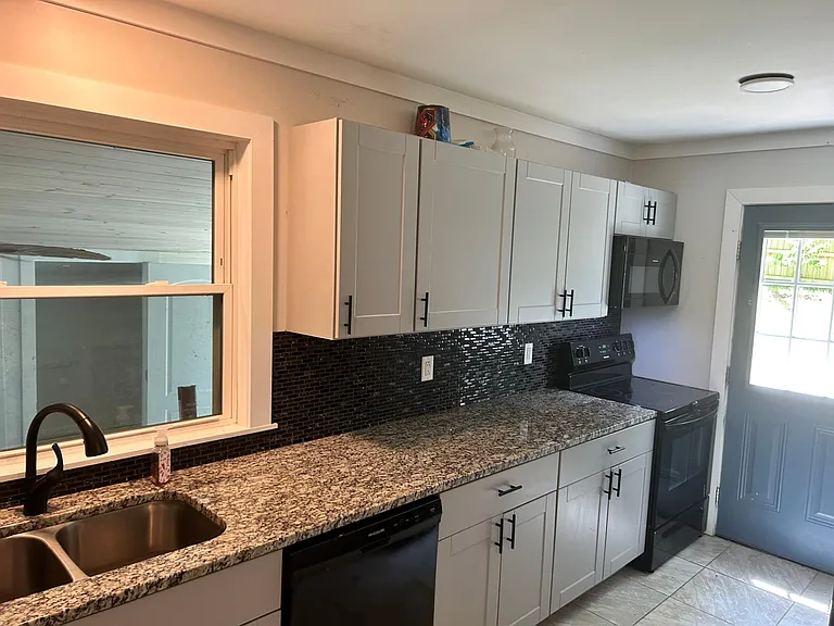 773 Semora Rd — Photo 15