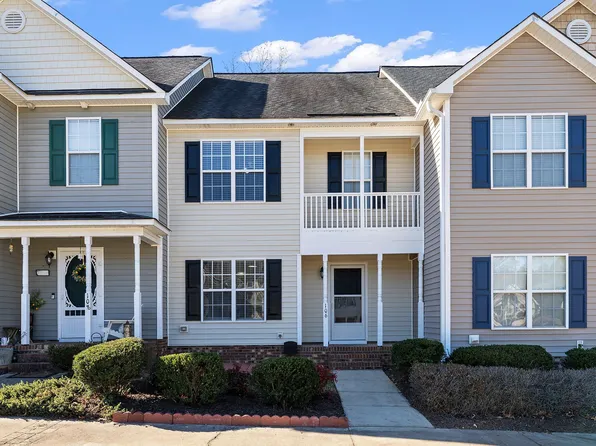 106 Gatwick Ct, Clayton, NC 27520