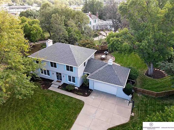 4th image of 2506 S 109th St
