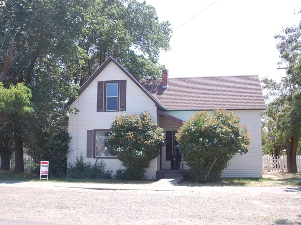 304 E Spring St, Condon, OR 97823