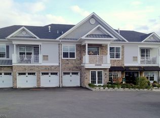 39 Brownstone Rd, Clifton, NJ 07013