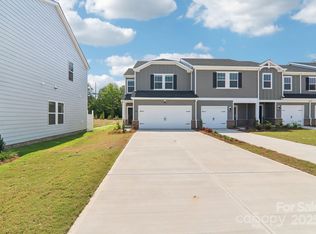 8016 Hidden Springs Trl, Charlotte, NC 28216