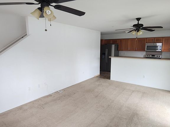 5th image of 91-1223 Kamaaha Ave APT 506
