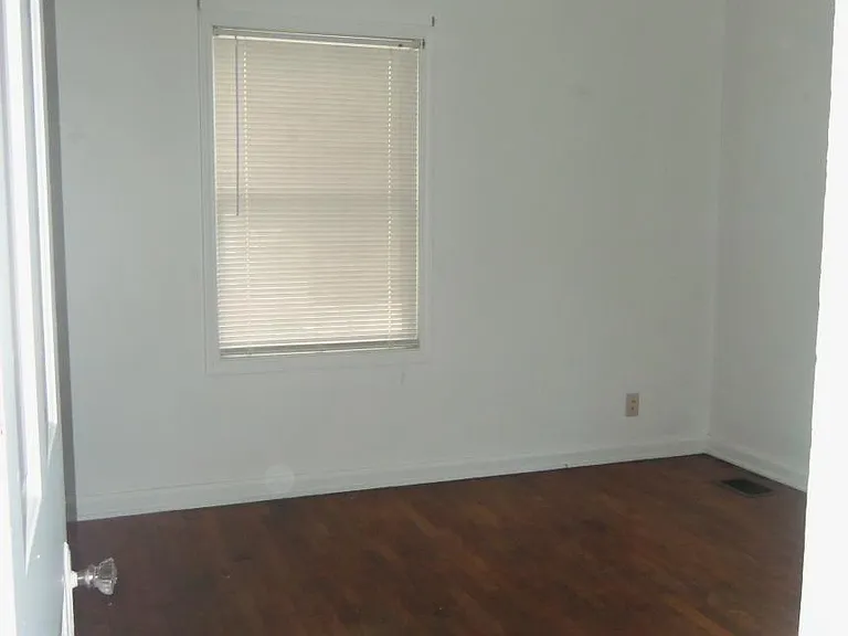 602 W Hanna Ave #6A — Photo 8