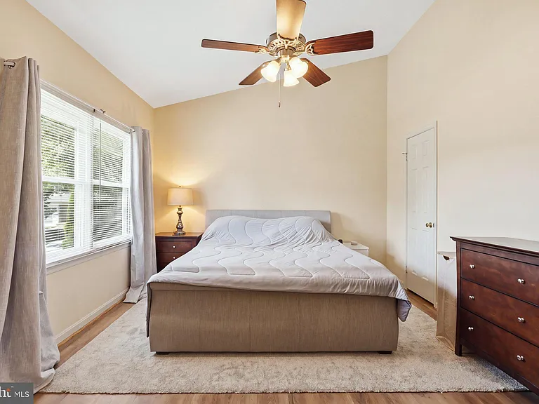5406 Sequoia Farms Dr — Photo 11