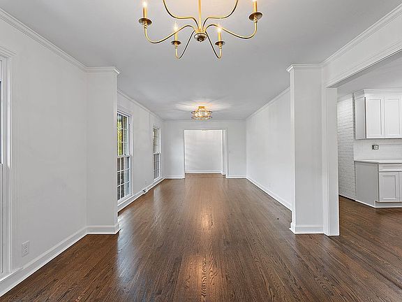 3rd image of 6617 Ellesmere Rd