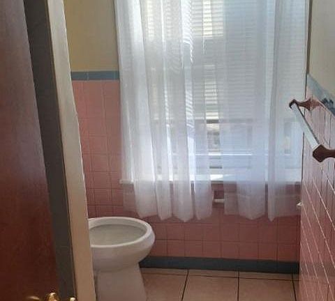 3rd image of 1349 Dekalb St APT 3