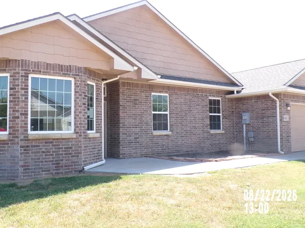 1850 S Lark Ct, Wichita, KS 67209
