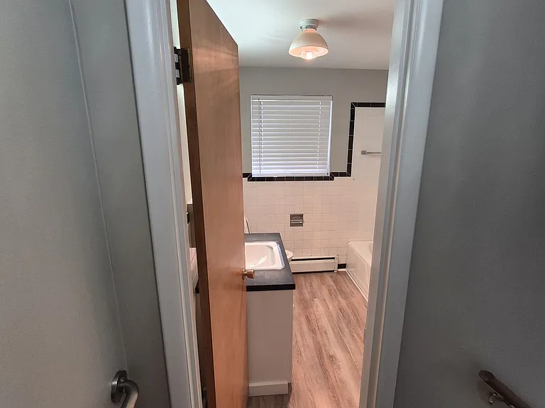 1318 Virginia St — Photo 2