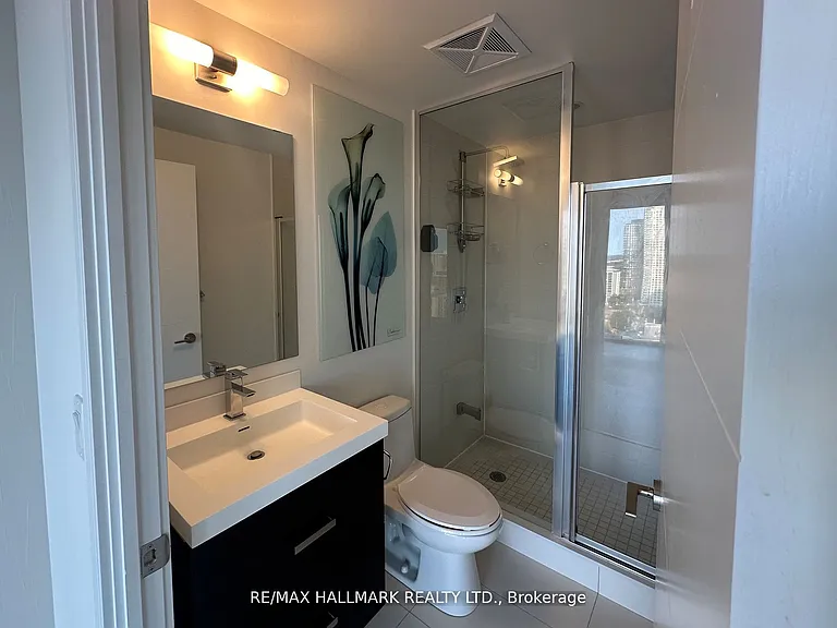 50 Wellesley St E #2904 — Photo 9