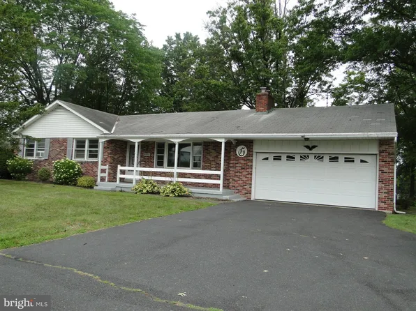 2222 N Main St, Quakertown, PA 18951