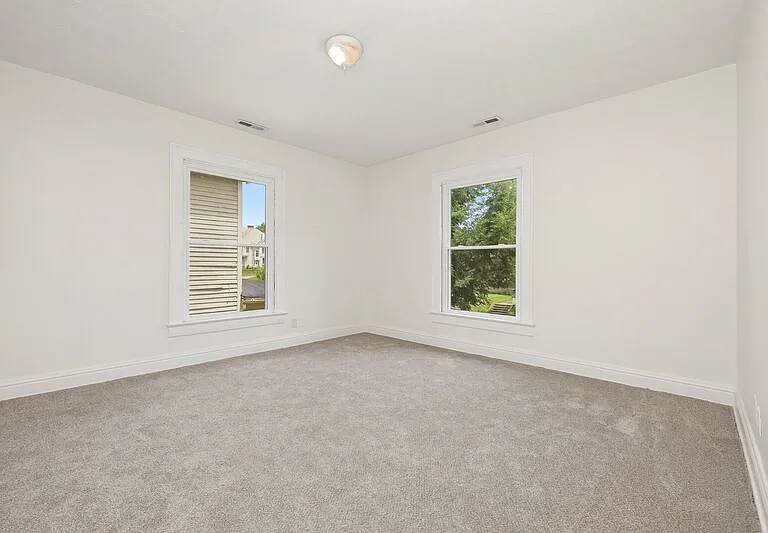 911 N Fountain Ave #1/2 — Photo 6