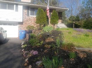 199 Mechanic St, Bristol, CT 06010