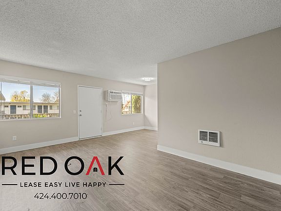 4th image of 13325 3/4 Heacock St #80