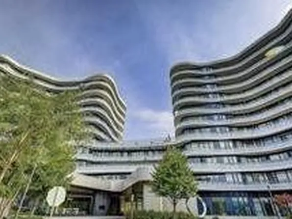 99 The Donway W, Toronto, ON