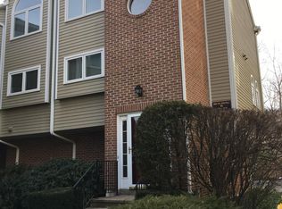 7 Seir Hill Rd APT 21, Norwalk, CT 06850