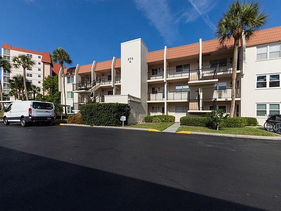 4th image of 270 Santa Maria St APT 202