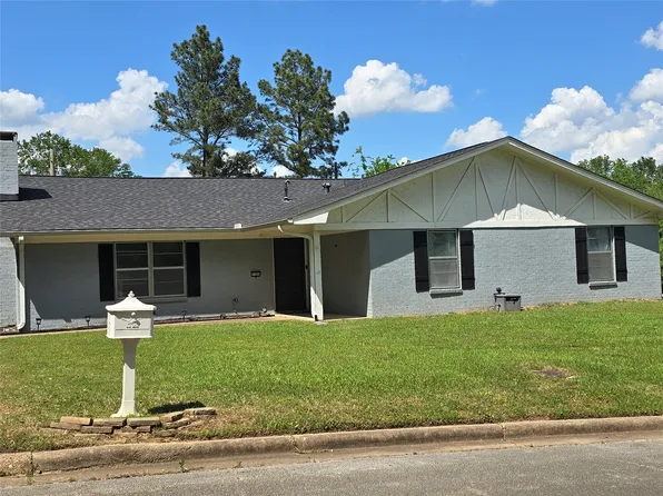 1504 Woodway Ln, Gilmer, TX 75644