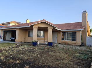 12505 Sunbird Ln, Victorville, CA 92392