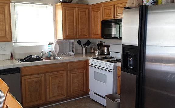 2nd image of 4291 Los Pinos Ave