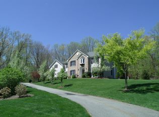 29 Grist Mill Rd, Randolph, NJ 07869