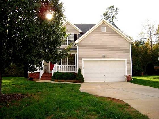 1st image of 2302 Woodbury Dr