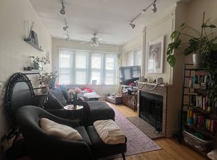 3238 N Sheffield Ave, Chicago, IL 60657