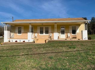 3716 Lake City Hwy, Rocky Top, TN 37769