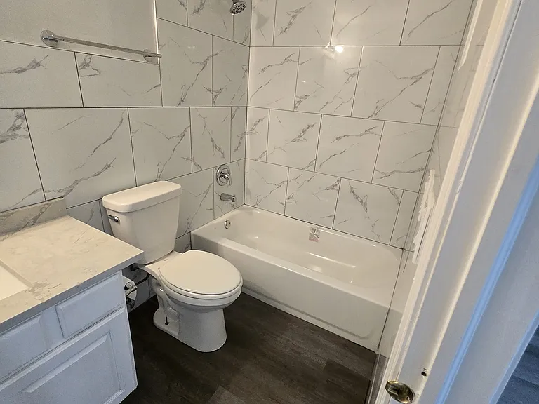 1441 Wyndham Cove Ln — Photo 26