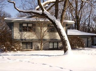 8255 Greenwood Dr, Mounds View, MN 55112