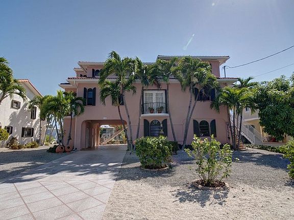112 Villa Bella Dr