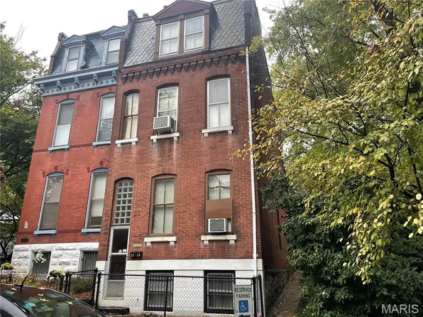 2353 S 11th St, Saint Louis, MO 63104