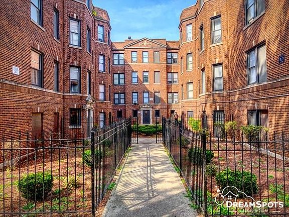 2nd image of 7602 S Essex Ave