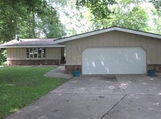 1219 Lake Summerset Rd, Davis, IL 61019