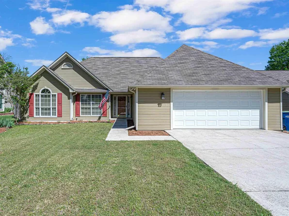 169 Greenfield Ln, Alabaster, AL 35007