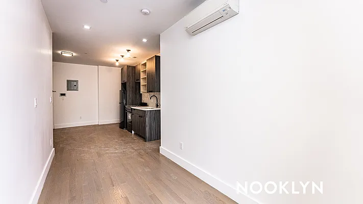 Rented by Nooklyn NYC LLC | media 6