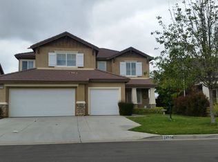 24914 Rainbarrel Rd, Wildomar, CA 92595