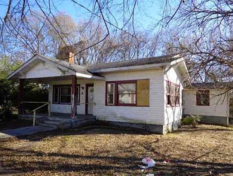 Call. Accepting Offers Now! 