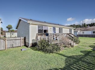 1188 SW Seabrook Ln, Waldport, OR 97394