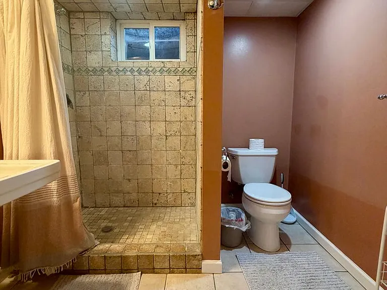 121 N Bradford Ave — Photo 17