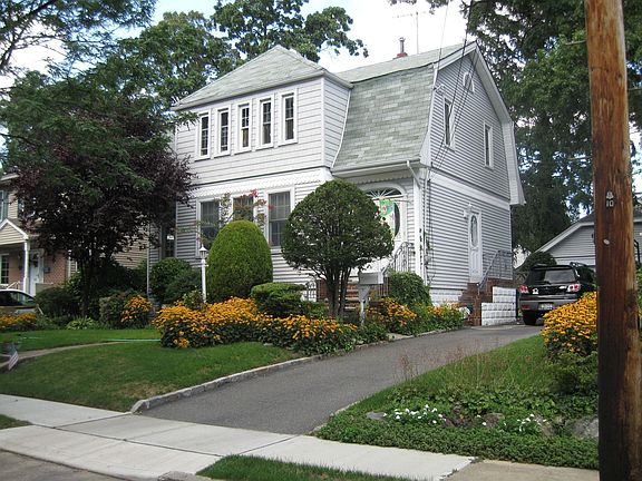 2nd image of 102 Linden St