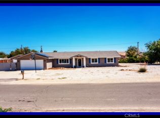 14215 Crow Rd, Apple Valley, CA 92307